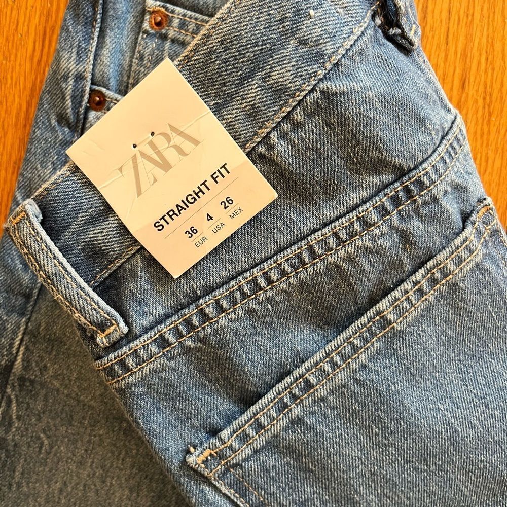 Zara straight fit NWT Classic Blue Denim Jeans women’s size 4 - Picture 3 of 6